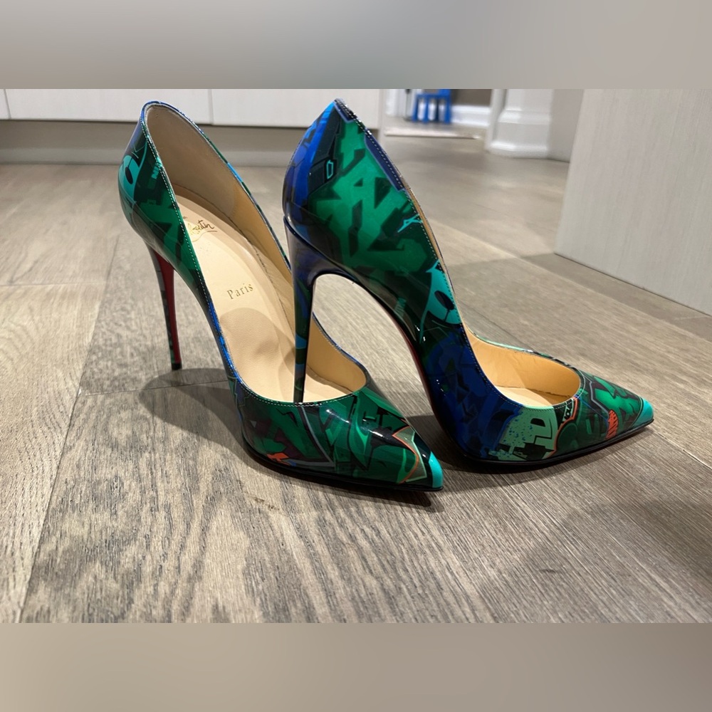 christian louboutin, special edition, size 39, excellent for holiday season